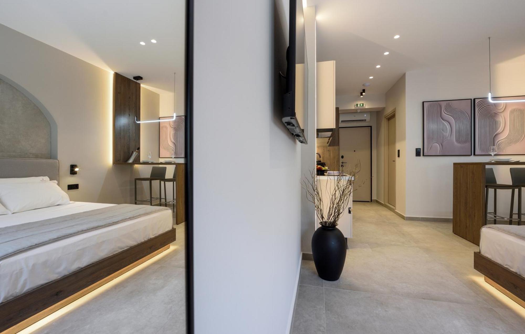 Loena Luxury Suites Thessaloniki Exterior photo