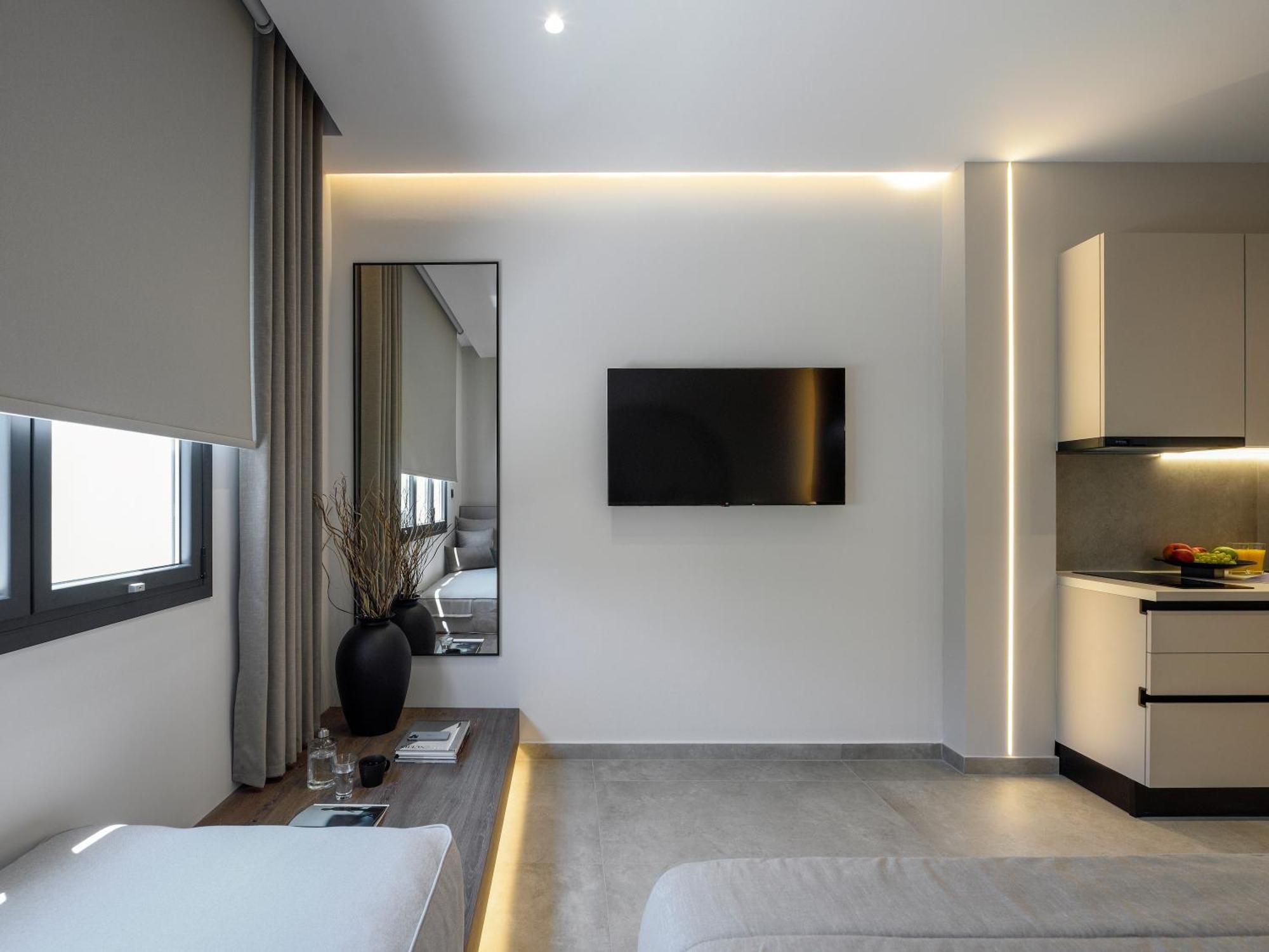 Loena Luxury Suites Thessaloniki Exterior photo