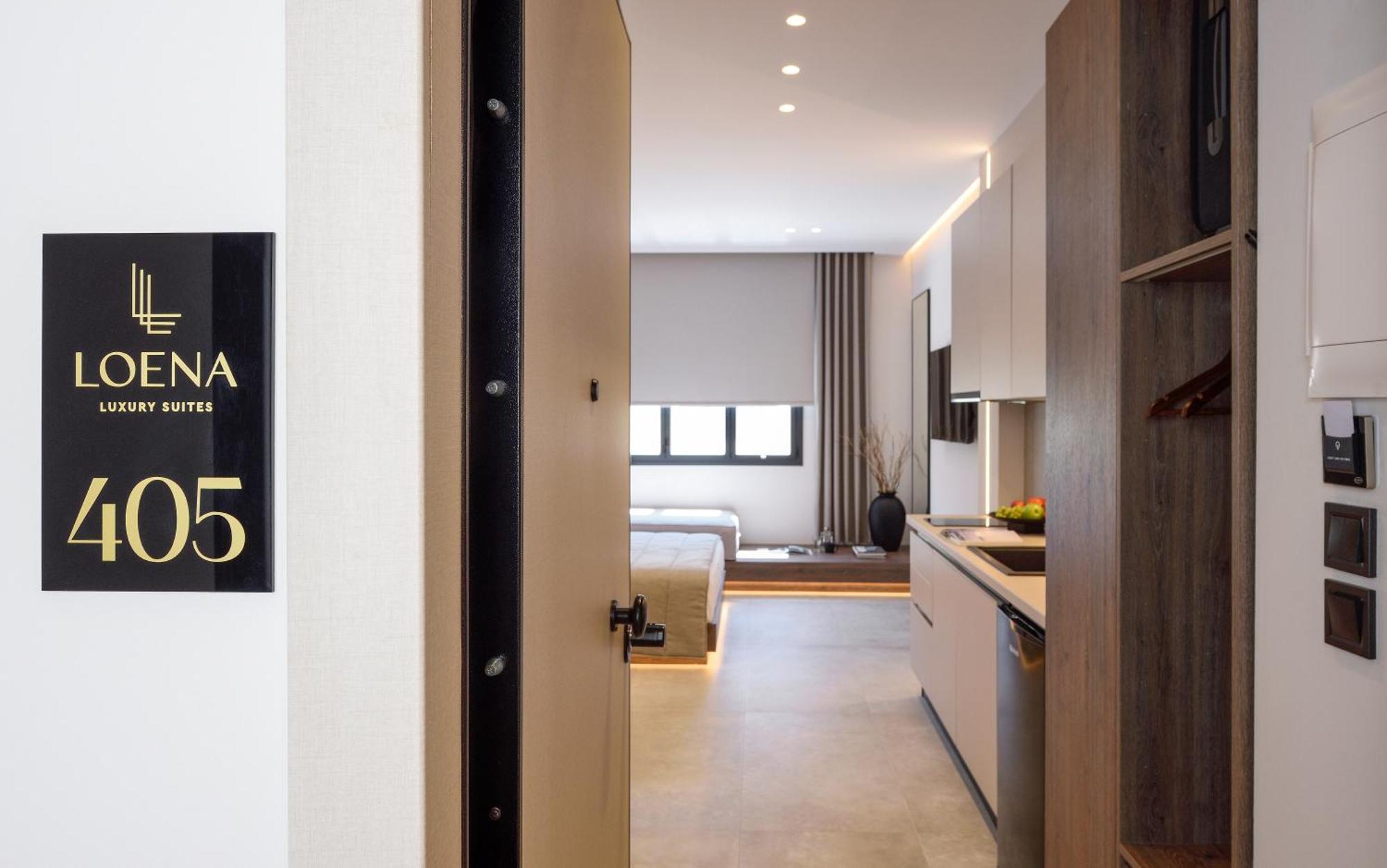 Loena Luxury Suites Thessaloniki Exterior photo